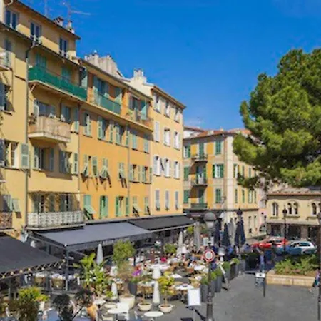 Lägenhet Port De Charmant Studio *